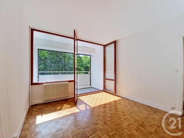 Appartement F2 à vendre - 2 pièces - 41.79 m2 - VAUX LE PENIL - 77 - ILE-DE-FRANCE - Century 21 Cerim