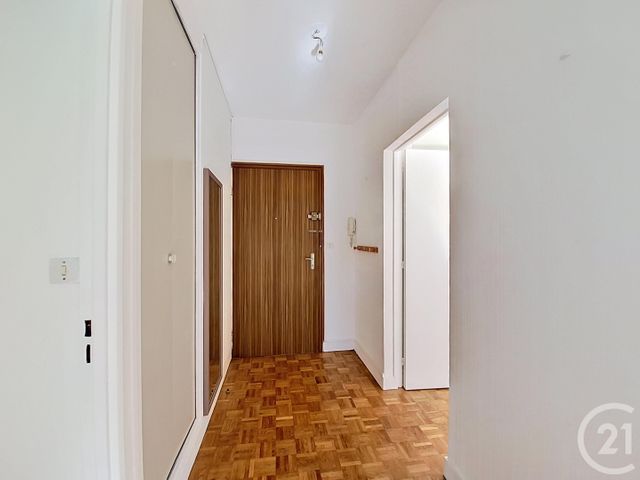 Appartement F2 à vendre - 2 pièces - 41.79 m2 - VAUX LE PENIL - 77 - ILE-DE-FRANCE - Century 21 Cerim