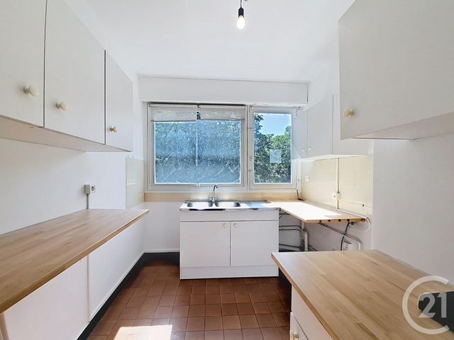 Appartement F2 à vendre - 2 pièces - 41.79 m2 - VAUX LE PENIL - 77 - ILE-DE-FRANCE - Century 21 Cerim