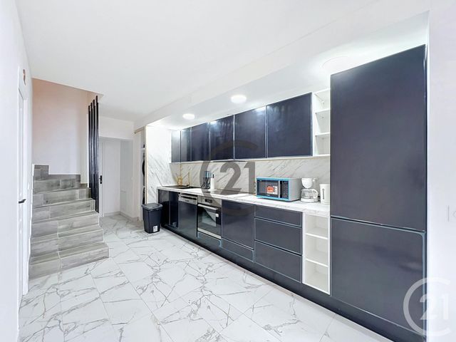 Appartement Chambre à louer - 1 pièce - 9.67 m2 - LE MEE SUR SEINE - 77 - ILE-DE-FRANCE - Century 21 Cerim