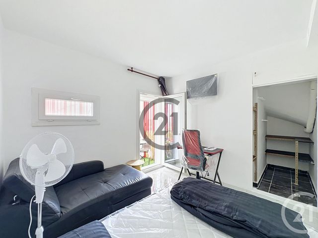 Appartement Chambre à louer - 1 pièce - 9.87 m2 - LE MEE SUR SEINE - 77 - ILE-DE-FRANCE - Century 21 Cerim