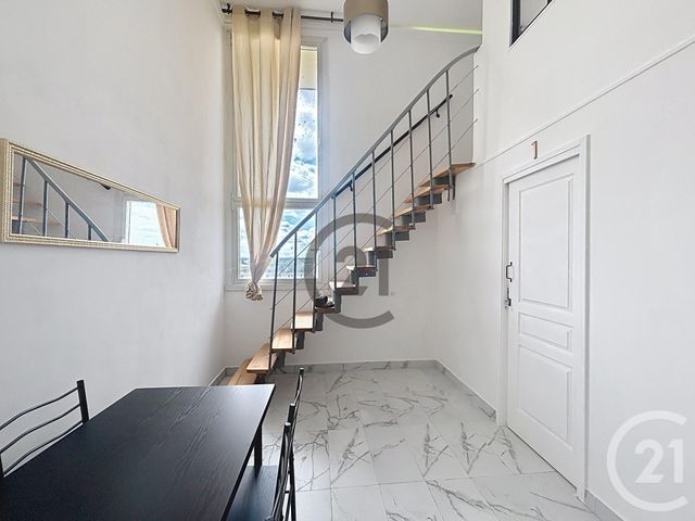 Appartement Chambre à louer - 1 pièce - 9.87 m2 - LE MEE SUR SEINE - 77 - ILE-DE-FRANCE - Century 21 Cerim