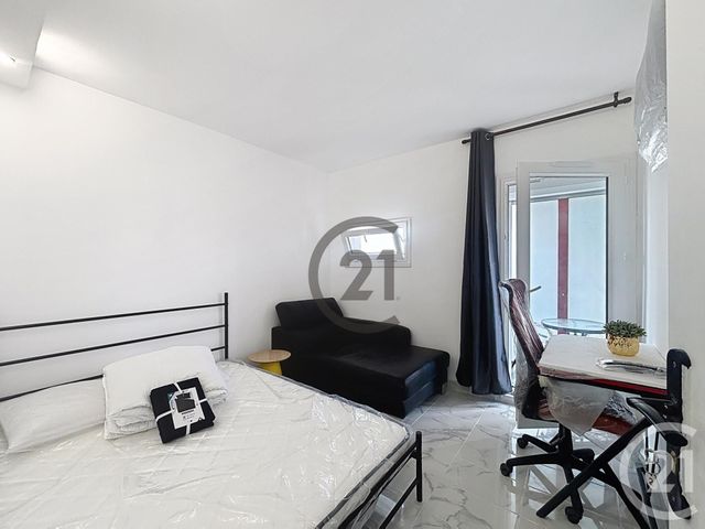Appartement Chambre à louer - 1 pièce - 9.87 m2 - LE MEE SUR SEINE - 77 - ILE-DE-FRANCE - Century 21 Cerim