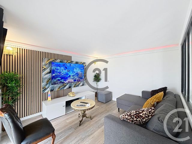 Appartement Chambre à louer - 1 pièce - 9.87 m2 - LE MEE SUR SEINE - 77 - ILE-DE-FRANCE - Century 21 Cerim