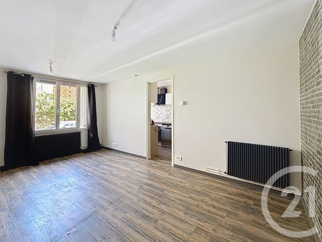Appartement F1 bis à louer - 2 pièces - 34.49 m2 - MELUN - 77 - ILE-DE-FRANCE - Century 21 Cerim