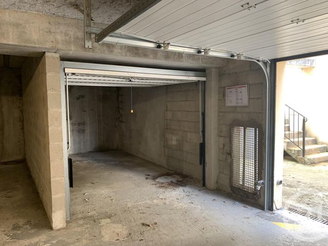 Parking à louer MELUN