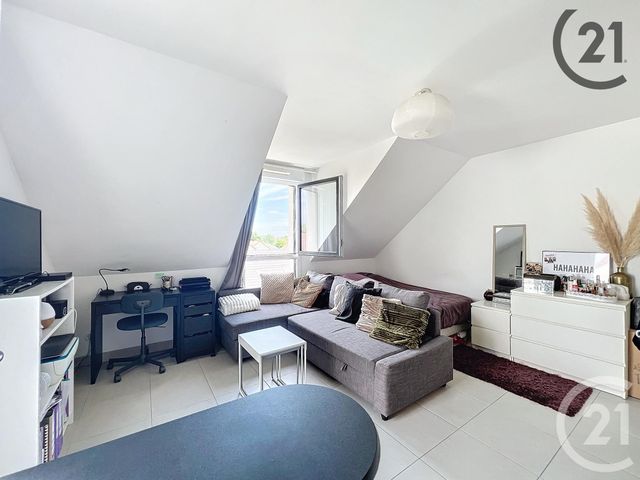 Appartement F1 à louer - 1 pièce - 23.9 m2 - MELUN - 77 - ILE-DE-FRANCE - Century 21 Cerim