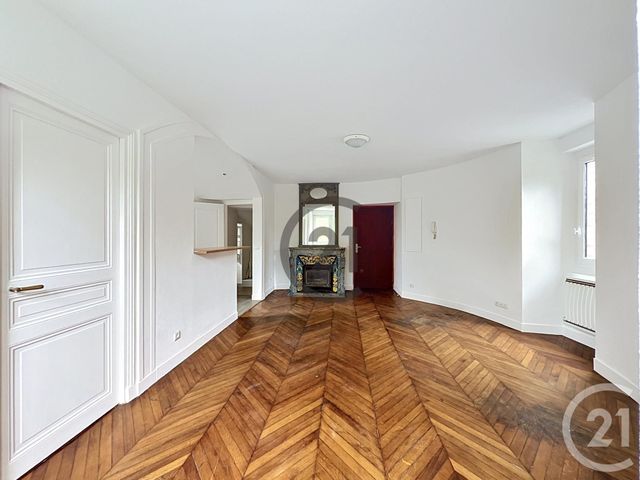 Appartement F1 à louer - 1 pièce - 37.15 m2 - DAMMARIE LES LYS - 77 - ILE-DE-FRANCE - Century 21 Cerim
