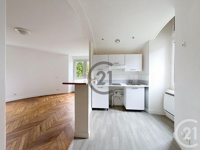 Appartement F1 à louer - 1 pièce - 37.15 m2 - DAMMARIE LES LYS - 77 - ILE-DE-FRANCE - Century 21 Cerim
