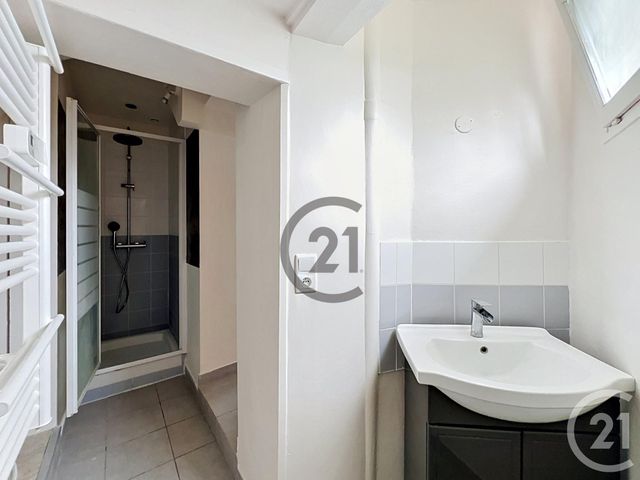 Appartement F1 à louer - 1 pièce - 37.15 m2 - DAMMARIE LES LYS - 77 - ILE-DE-FRANCE - Century 21 Cerim