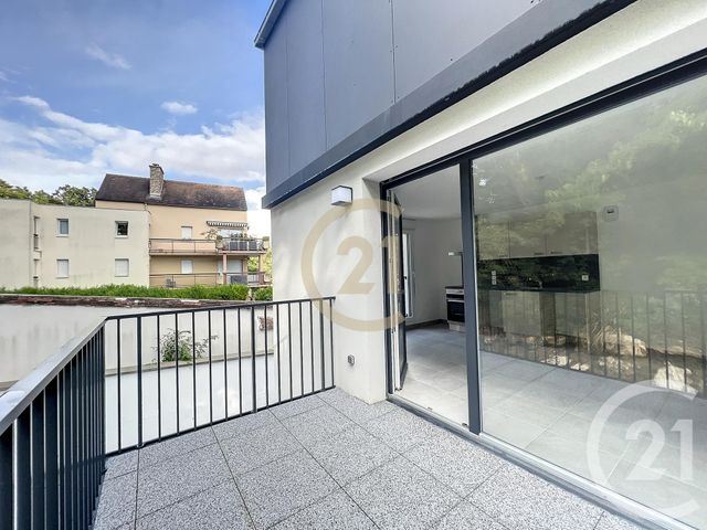 Appartement F2 à louer - 2 pièces - 46.1 m2 - LE MEE SUR SEINE - 77 - ILE-DE-FRANCE - Century 21 Cerim