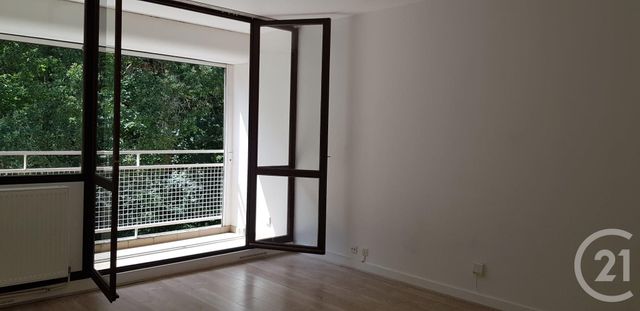 Appartement F3 à louer - 3 pièces - 64.3 m2 - VAUX LE PENIL - 77 - ILE-DE-FRANCE - Century 21 Cerim