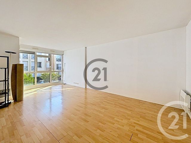 Appartement F2 à louer - 2 pièces - 49.83 m2 - MELUN - 77 - ILE-DE-FRANCE - Century 21 Cerim