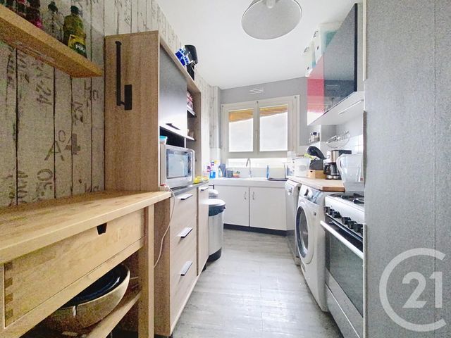 Appartement F4 à vendre - 4 pièces - 82.17 m2 - LE MEE SUR SEINE - 77 - ILE-DE-FRANCE - Century 21 Cerim