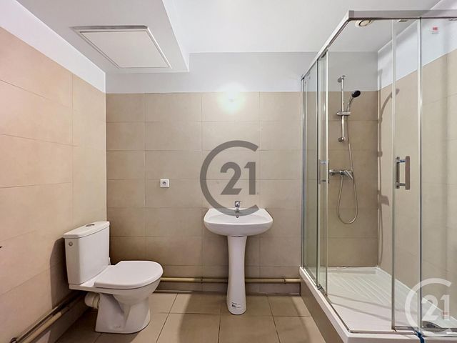 Appartement F2 à louer - 2 pièces - 46.5 m2 - MELUN - 77 - ILE-DE-FRANCE - Century 21 Cerim