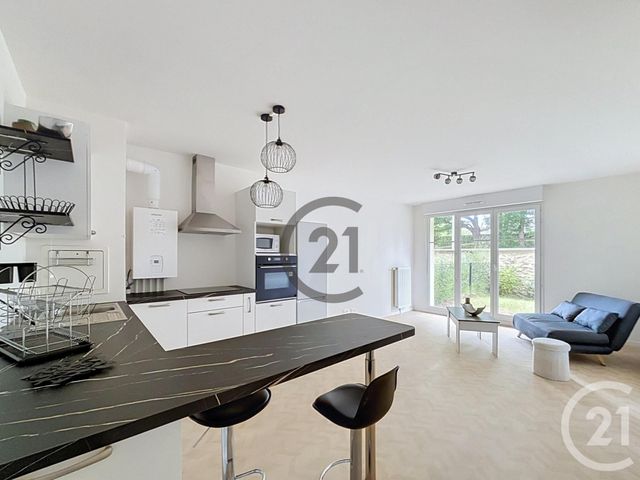 Appartement à louer - 2 pièces - 40.37 m2 - LE MEE SUR SEINE - 77 - ILE-DE-FRANCE - Century 21 Cerim
