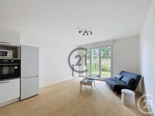 Appartement à louer - 2 pièces - 40.37 m2 - LE MEE SUR SEINE - 77 - ILE-DE-FRANCE - Century 21 Cerim