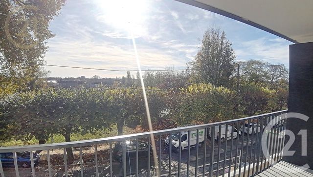 Appartement F3 à louer - 3 pièces - 59.9 m2 - LE MEE SUR SEINE - 77 - ILE-DE-FRANCE - Century 21 Cerim