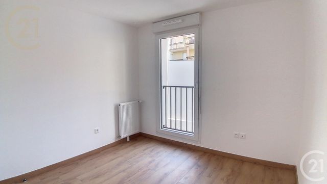 Appartement F3 à louer - 3 pièces - 59.9 m2 - LE MEE SUR SEINE - 77 - ILE-DE-FRANCE - Century 21 Cerim