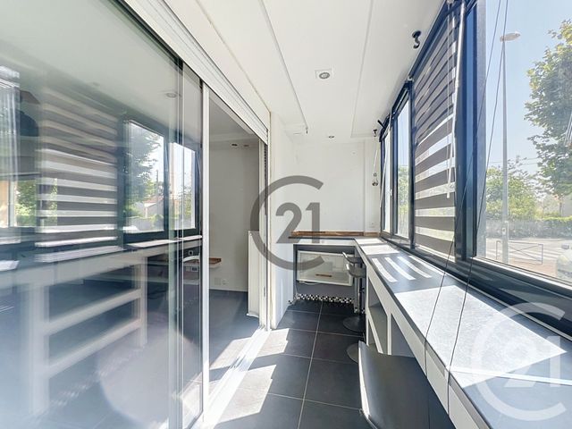 Appartement F3 à louer - 3 pièces - 68.0 m2 - MELUN - 77 - ILE-DE-FRANCE - Century 21 Cerim
