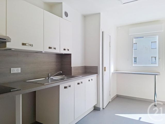 Appartement F5 à vendre - 5 pièces - 113.42 m2 - LE MEE SUR SEINE - 77 - ILE-DE-FRANCE - Century 21 Cerim