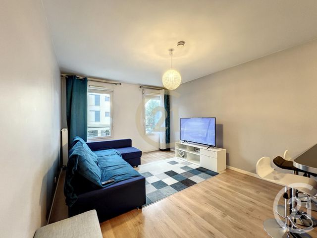 Appartement F3 à louer - 3 pièces - 57.05 m2 - DAMMARIE LES LYS - 77 - ILE-DE-FRANCE - Century 21 Cerim
