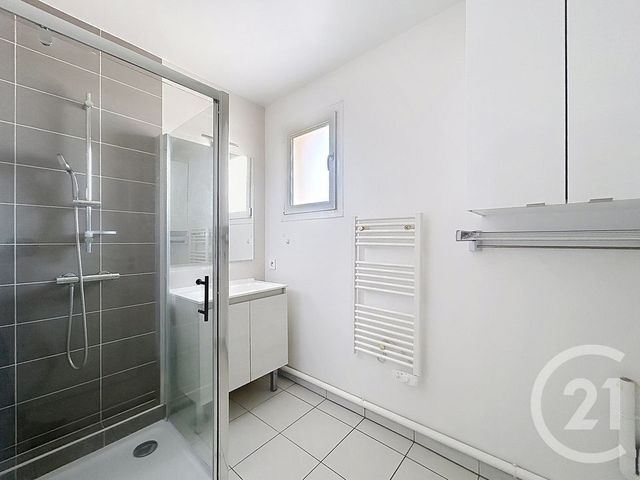 Appartement F3 à vendre - 3 pièces - 58.11 m2 - RUBELLES - 77 - ILE-DE-FRANCE - Century 21 Cerim