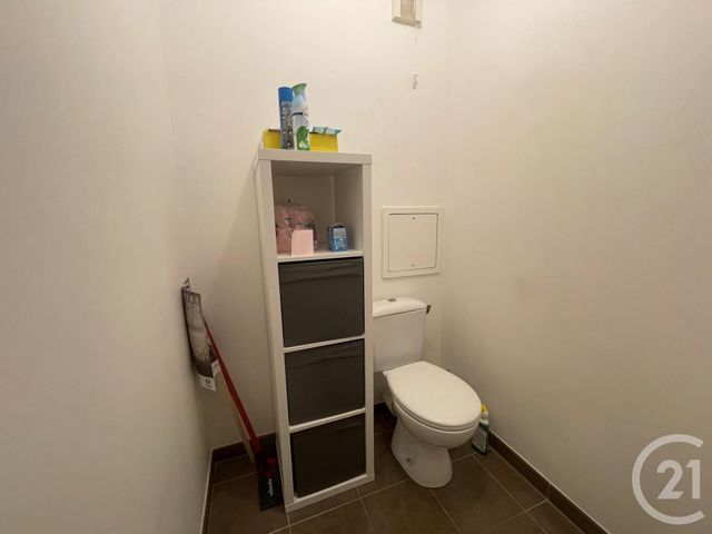 Appartement F2 à louer - 2 pièces - 46.76 m2 - DAMMARIE LES LYS - 77 - ILE-DE-FRANCE - Century 21 Cerim
