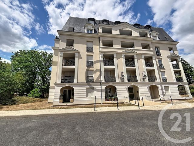 Appartement à louer - 2 pièces - 48.4 m2 - DAMMARIE LES LYS - 77 - ILE-DE-FRANCE - Century 21 Cerim
