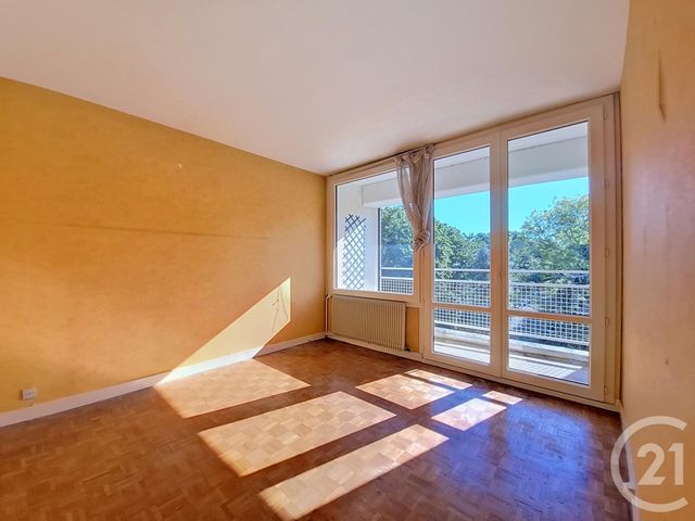 Appartement F2 à vendre - 2 pièces - 43.78 m2 - VAUX LE PENIL - 77 - ILE-DE-FRANCE - Century 21 Cerim