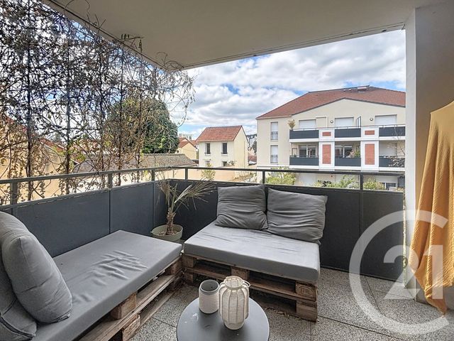 Appartement F2 à louer - 2 pièces - 40.6 m2 - DAMMARIE LES LYS - 77 - ILE-DE-FRANCE - Century 21 Cerim