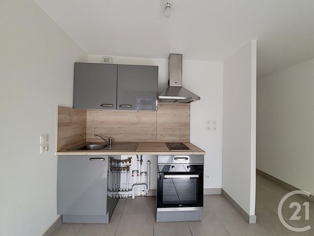 Appartement F1 à louer - 1 pièce - 23.0 m2 - DAMMARIE LES LYS - 77 - ILE-DE-FRANCE - Century 21 Cerim