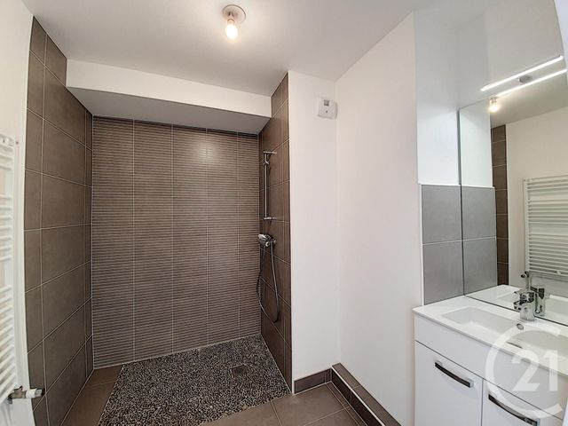 Appartement F1 à louer - 1 pièce - 23.0 m2 - DAMMARIE LES LYS - 77 - ILE-DE-FRANCE - Century 21 Cerim