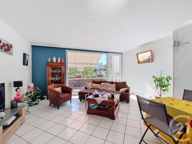 Appartement F4 à vendre - 4 pièces - 67.86 m2 - MELUN - 77 - ILE-DE-FRANCE - Century 21 Cerim