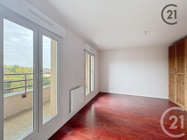 Appartement F3 à louer - 3 pièces - 63.2 m2 - MELUN - 77 - ILE-DE-FRANCE - Century 21 Cerim