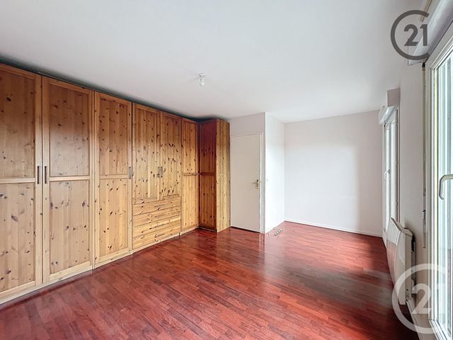 Appartement F3 à louer - 3 pièces - 63.2 m2 - MELUN - 77 - ILE-DE-FRANCE - Century 21 Cerim