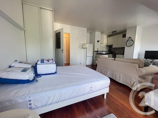 Appartement F1 à louer - 1 pièce - 30.6 m2 - MELUN - 77 - ILE-DE-FRANCE - Century 21 Cerim