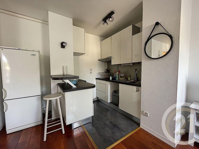 Appartement F1 à louer - 1 pièce - 30.6 m2 - MELUN - 77 - ILE-DE-FRANCE - Century 21 Cerim