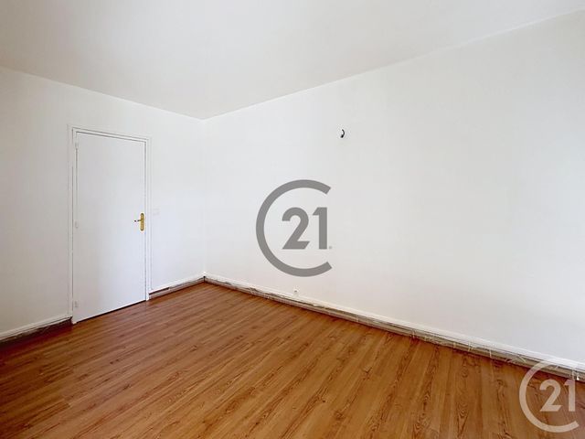 Appartement F4 à louer - 4 pièces - 76.0 m2 - LE MEE SUR SEINE - 77 - ILE-DE-FRANCE - Century 21 Cerim