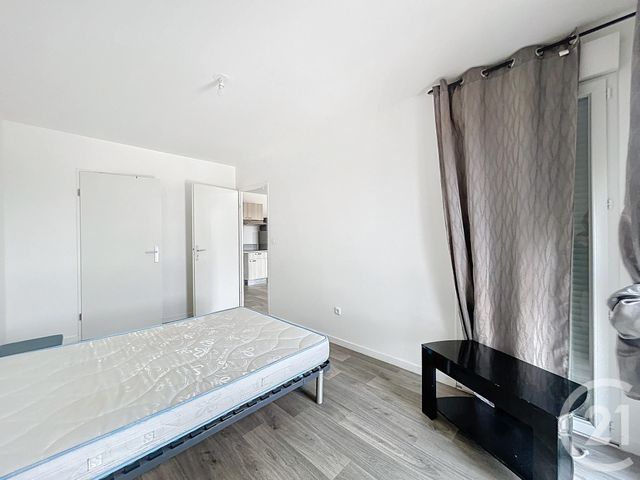 Appartement F3 à louer - 3 pièces - 55.3 m2 - MELUN - 77 - ILE-DE-FRANCE - Century 21 Cerim