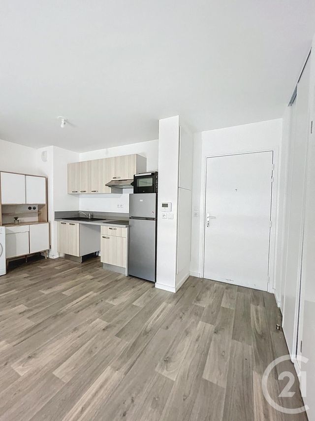 Appartement F3 à louer - 3 pièces - 55.3 m2 - MELUN - 77 - ILE-DE-FRANCE - Century 21 Cerim