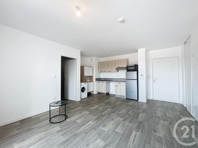 Appartement F3 à louer - 3 pièces - 55.3 m2 - MELUN - 77 - ILE-DE-FRANCE - Century 21 Cerim