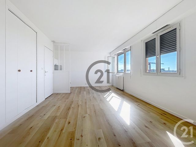 Appartement F1 à louer - 1 pièce - 30.02 m2 - MELUN - 77 - ILE-DE-FRANCE - Century 21 Cerim