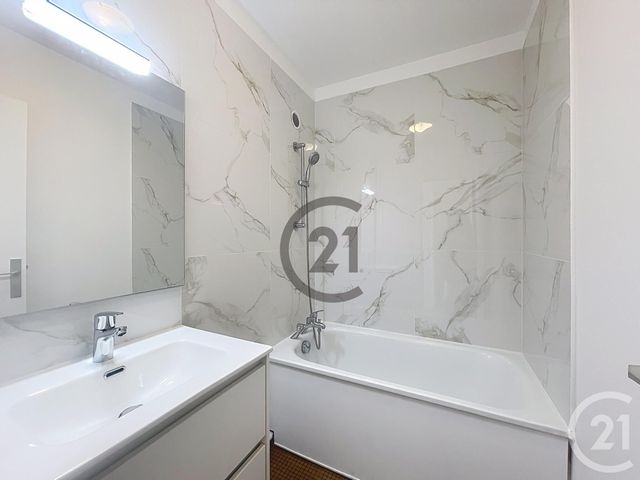 Appartement F1 à louer - 1 pièce - 30.02 m2 - MELUN - 77 - ILE-DE-FRANCE - Century 21 Cerim