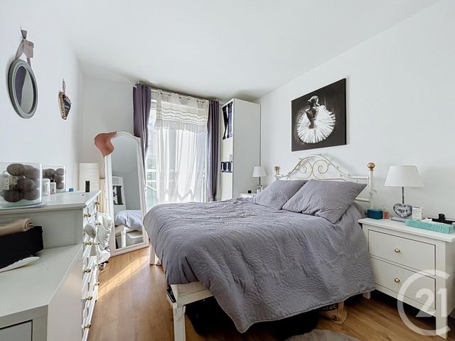 Appartement F3 à vendre - 3 pièces - 65.06 m2 - DAMMARIE LES LYS - 77 - ILE-DE-FRANCE - Century 21 Cerim