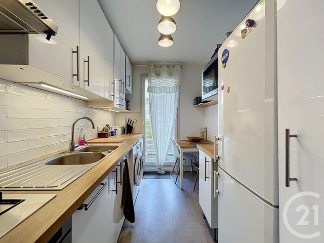 Appartement F3 à vendre - 3 pièces - 65.06 m2 - DAMMARIE LES LYS - 77 - ILE-DE-FRANCE - Century 21 Cerim