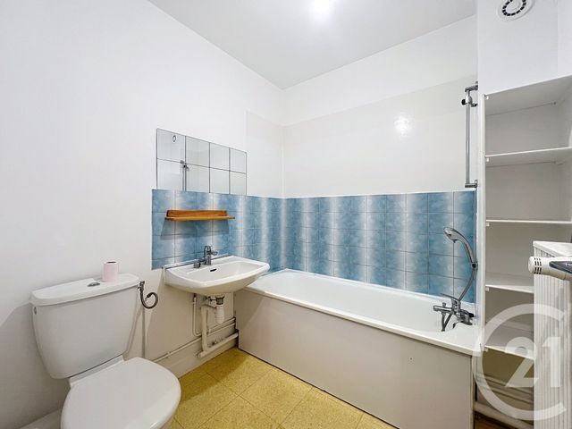 Appartement F1 à louer - 1 pièce - 34.94 m2 - LA ROCHETTE - 77 - ILE-DE-FRANCE - Century 21 Cerim