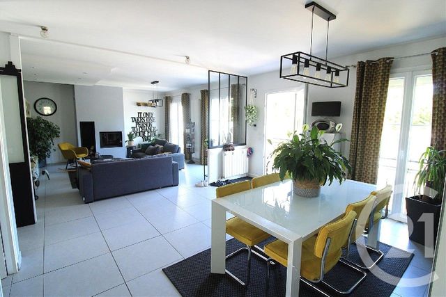 maison à vendre - 6 pièces - 220.85 m2 - YERRES - 91 - ILE-DE-FRANCE - Century 21 Cerim