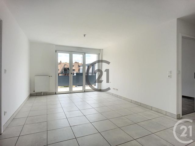 Appartement F3 à louer - 3 pièces - 56.2 m2 - DAMMARIE LES LYS - 77 - ILE-DE-FRANCE - Century 21 Cerim