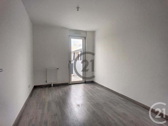 Appartement F3 à louer - 3 pièces - 56.2 m2 - DAMMARIE LES LYS - 77 - ILE-DE-FRANCE - Century 21 Cerim